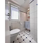 Prázdninový dům Hut Modern Retreat *